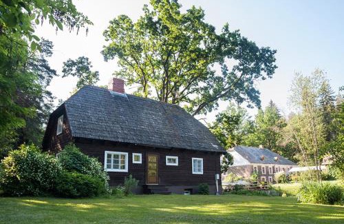 Tervete House | Viesu māja Sprīdīši: Cozy Retreat with Family-Friendly Amenities