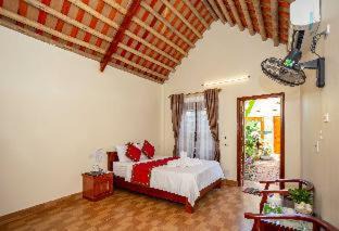 Hoa Lu House | Pet-Friendly Viet Anh Homestay with Oceanfront Views