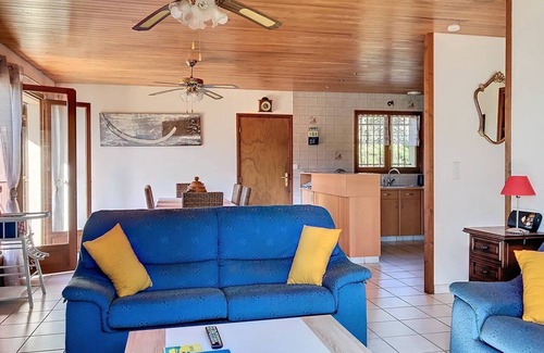 Vieux-Boucau-les-Bains House | Cozy Retreat in Vieux Boucau, Steps from the Tranquil Lake