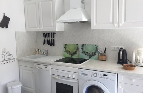 Vieux-Boucau-les-Bains House | Serene Vieux-Boucau Apartment with Ocean Views & Eco Amenities