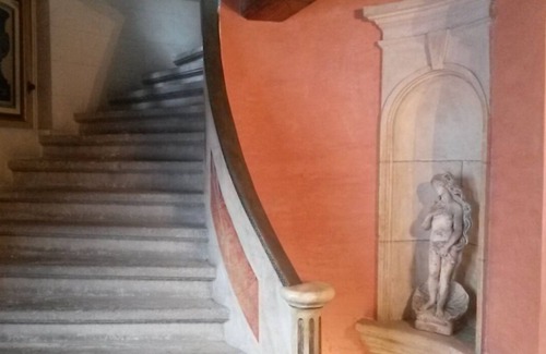 Old Lyon House | Delightful Vieux-Lyon Renaissance House with Spa & Breakfast