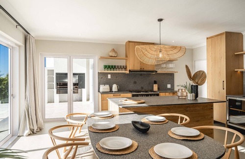 Camps Bay House | View 16 | Serinity Skyline Penthouse | 3 Bedroom