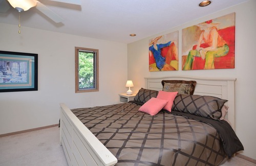 Central Okanagan House | Idyllic Home Near Okanagan Lake - Guest Rated 9.8/10