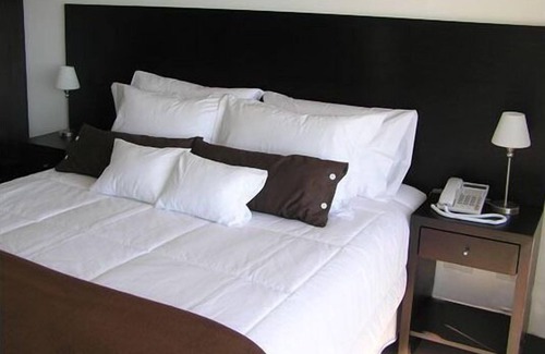 Belgrano Hotel | Unwind at View Hotel BRC: Spa, Breakfast & Family-Friendly