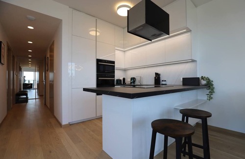 Old Town Apartment | City Views from the 30th Floor with Great Amenities