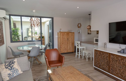 Diputacion de Rincon de San Gines House | Unmatched Golf Course Views with Oceanfront Amenities