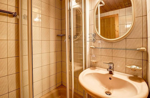 Grosssoelk Cottage | Mountain Views Await at Pension Langbrucker - Pet Friendly