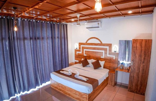 Mananthavady Hotel | View Point Wayanad Resort