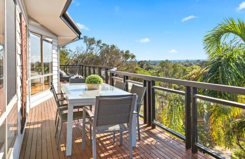 Tootgarook House | Experience ViewHaven: 4-Star Oceanfront Retreat for Families
