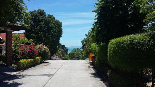 Plai Laem Villa | Pet-Friendly Viewpoint Residence with Oceanfront Pool