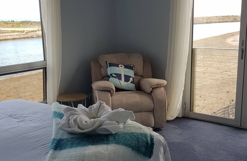 Cape Jaffa House | Views at the Marina