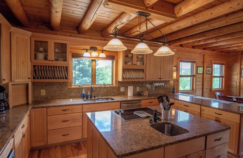 Sparta Cabin | Ideal Retreat with Views, Fenced Yard & Fire Pit Near River