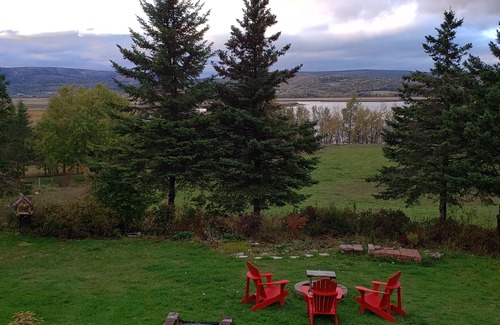Harvey Apartment | Stunning Views Near Famous Attractions at Fundy's Lost Lobster