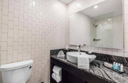 Cedars House | Views of Dallas Downtown