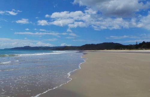 Matarangi House | Oceanfront Views on Matarangi - Family-Friendly Retreat