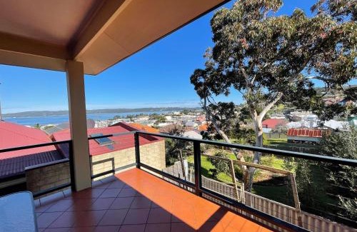 Albany Apartment | Scenic Views on Spencer: Family and Accessibility Friendly