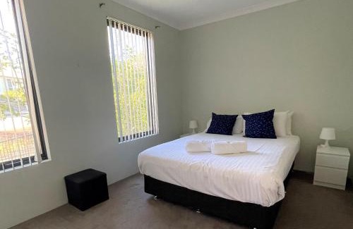 Albany Apartment | Scenic Views on Spencer: Family and Accessibility Friendly