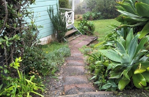 Cable Bay House | Scenic Views over Doubtless Bay with Deck Dining Experience