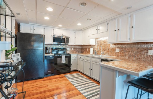 Osage Beach House | Scenic Sunset Haven - Lakefront Retreat with 3 Decks