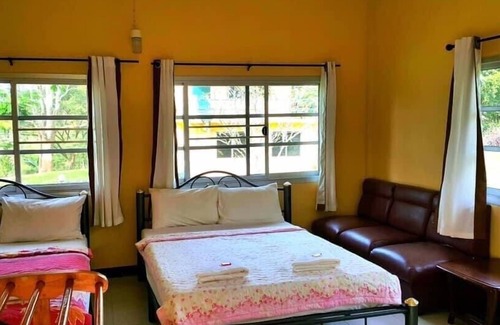 Wang Nam Khiao Resort | Inviting Views at Viewsuay Farsai Wangnamkaew Hotel