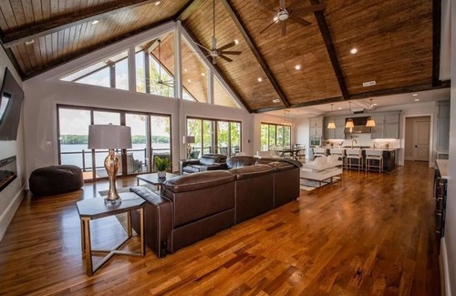 Wise House | Experience Viewtopia: LKG's Rustic Palace with Lake Views