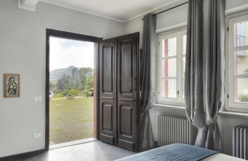 Santo Stefano Belbo Villa | Pet-Friendly Escape at Vigna Dell'Acqua - Rated 8.9/10