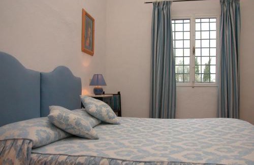 Saturnia House | Vignagrande Agriturismo: Pet-Friendly Stay with Breakfast