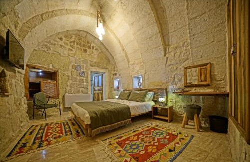 Ortahisar Hotel | Impeccable Vigneron Cave Hotel with Breakfast Included