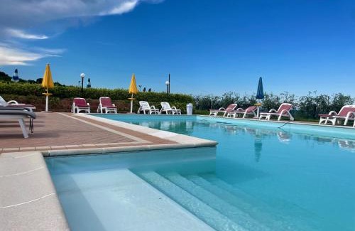 Martinsicuro Bed & Breakfast | Discover Il Vigneto Country House with Oceanfront Views