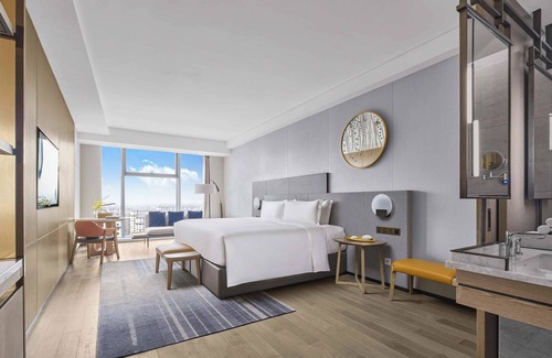 Yuhang District Hotel | Top-Rated Vignette Collection Hangzhou Huaxia Center Hotel