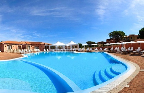 Alghero Apartment | Relaxing Family Getaway in a Scenic Terraced House