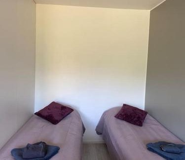 Pieksamaki Apartment | Convenient Apartment Near Amenities with Ocean Views