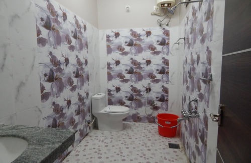 Vaniyambadi Hotel | Budget-Friendly Vijay Residency Vellore with Restaurant & Breakfast