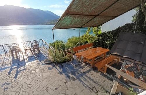 Konjic House | Vikendica "Odmor" - Jablaničko jezero