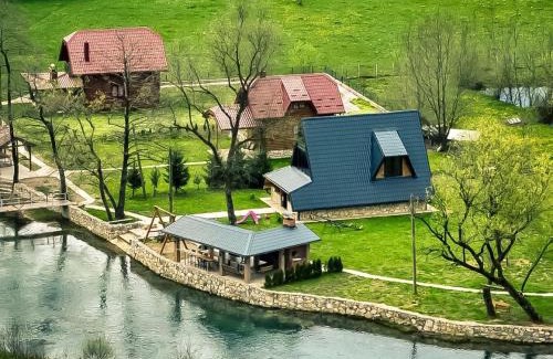Republika Srpska House | Pet-Friendly Retreat at Vikendica Mia - Rated 9.1/10!