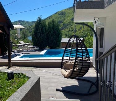Rogatica House | Pet-Friendly Vikendica with Pool and Ocean Views