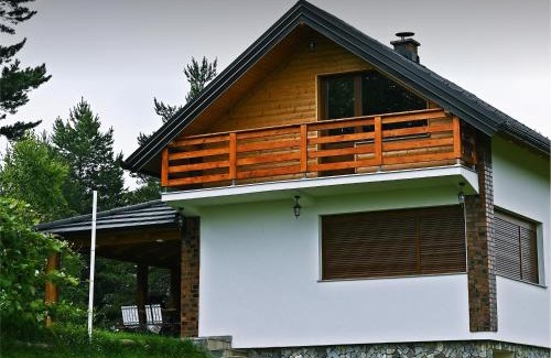 Bosnia House | Pet-Friendly Vikendica Stevanovic with Perfect 10 Rating