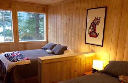 Mud Bay House | Viking Cove: Private Beach Access with Oceanfront Views