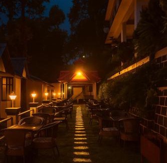 Dalhousie Resort | Cozy Stay at Beyond Stay Lall Ji Tourist Resort with Breakfast