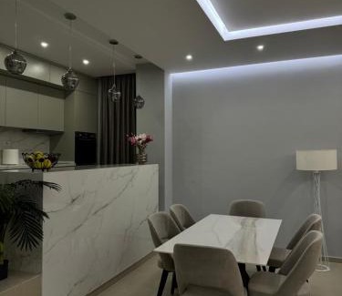 Jala House | Family-Friendly Retreat at Vilë në Palasë Awaits You