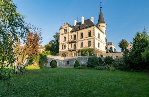 Tabor House | Vila Černý leknín