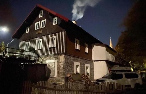 Horni Marsov House | Cozy Vila Adélka in Krkonoš with Pet-Friendly Amenities