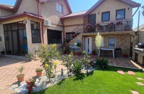 Navodari House | Ocean View Retreat at Vila Amy - Guest Rated 10/10