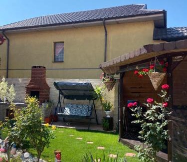 Navodari House | Ocean View Retreat at Vila Amy - Guest Rated 10/10