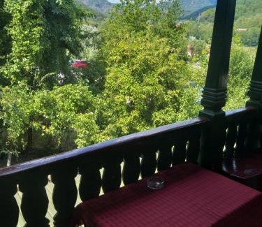 Caciulata House | Unforgettable Stay at Vila Ana Lăcrămioara Concept