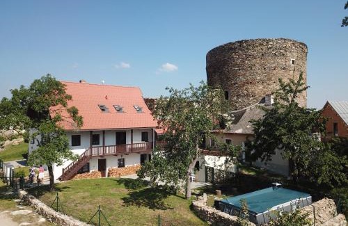 Vimperk Villa | Pet-Friendly Vila Anička Vimperk with Ocean Views