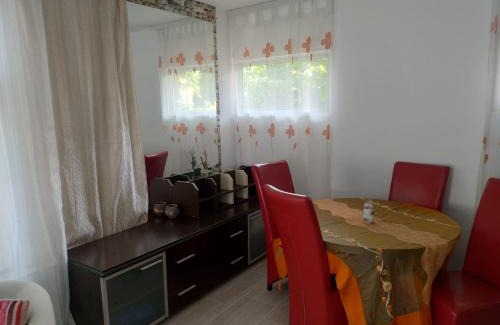 Techirghiol Villa | Vila Ani: Oceanfront Getaway for Families and Friends