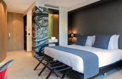 Arenys de Mar Hotel | Experience Vila Arenys Hotel: Oceanfront Luxury Awaiting You