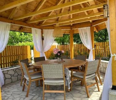 Kolasin Villa | Discover Vila Barović in Kolasin: Family-Friendly Retreat