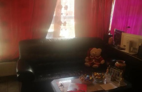 Prague 5 Apartment | Family-Friendly Vila Barrandov with Great Guest Ratings